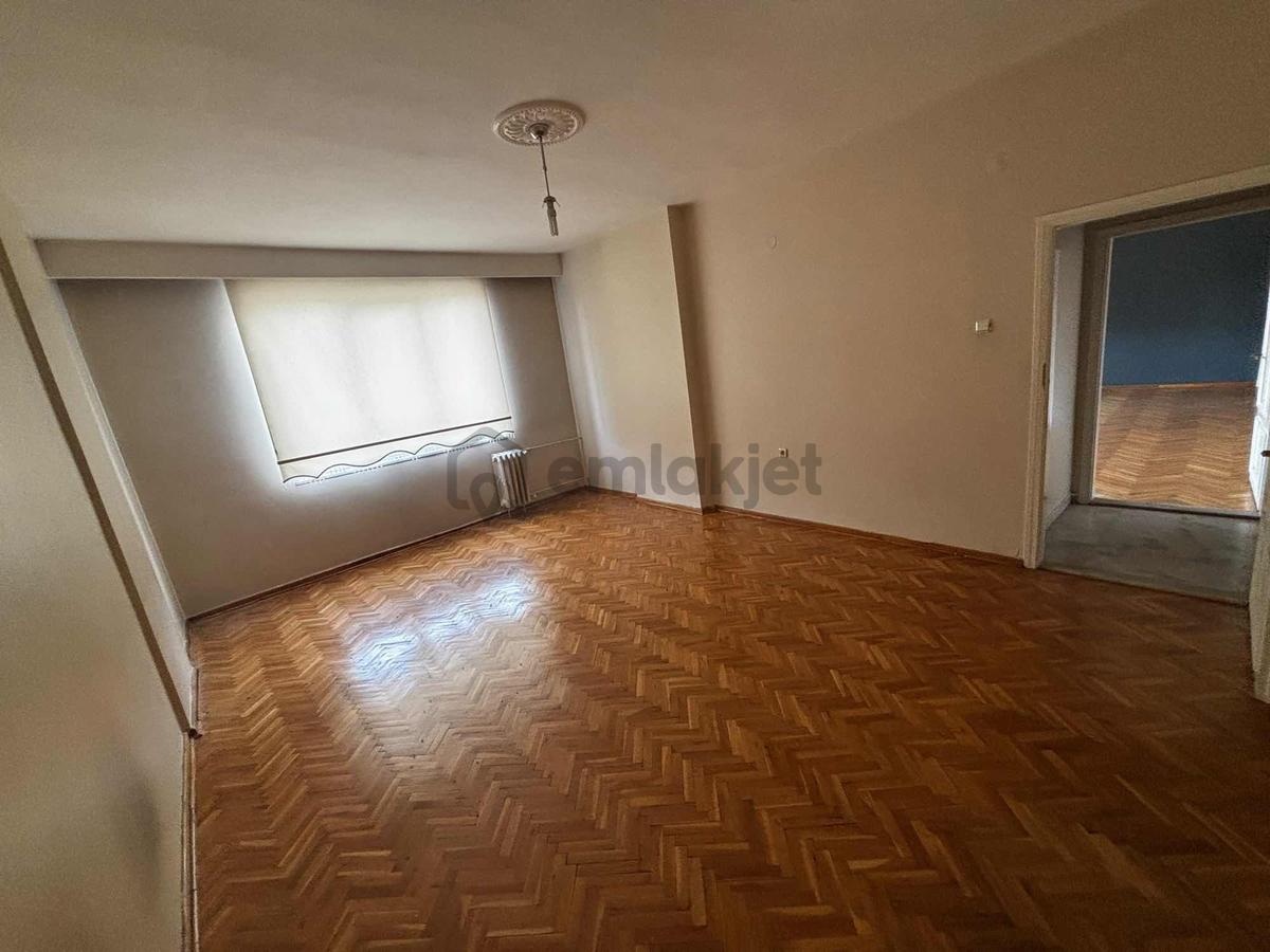 Merkezi Konumda Lüks Kiralık Konut - 34