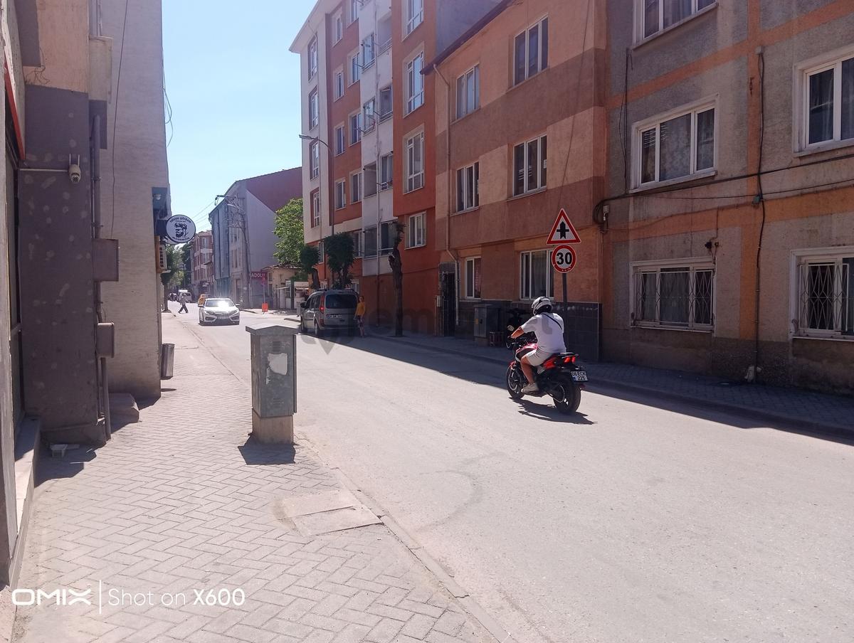 Fatih Derman Caddesi Üstu Kiralık Dükkan - 2