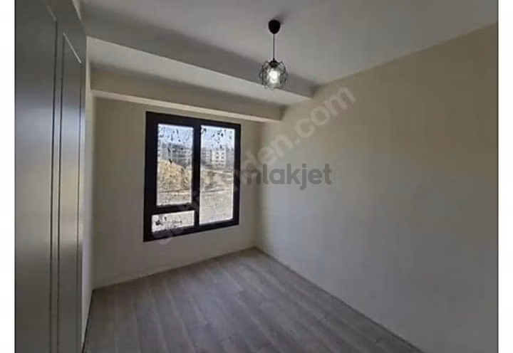 Rota'dan Cezaevi Karşısı 2+1 Acill Satılık Daire - 10