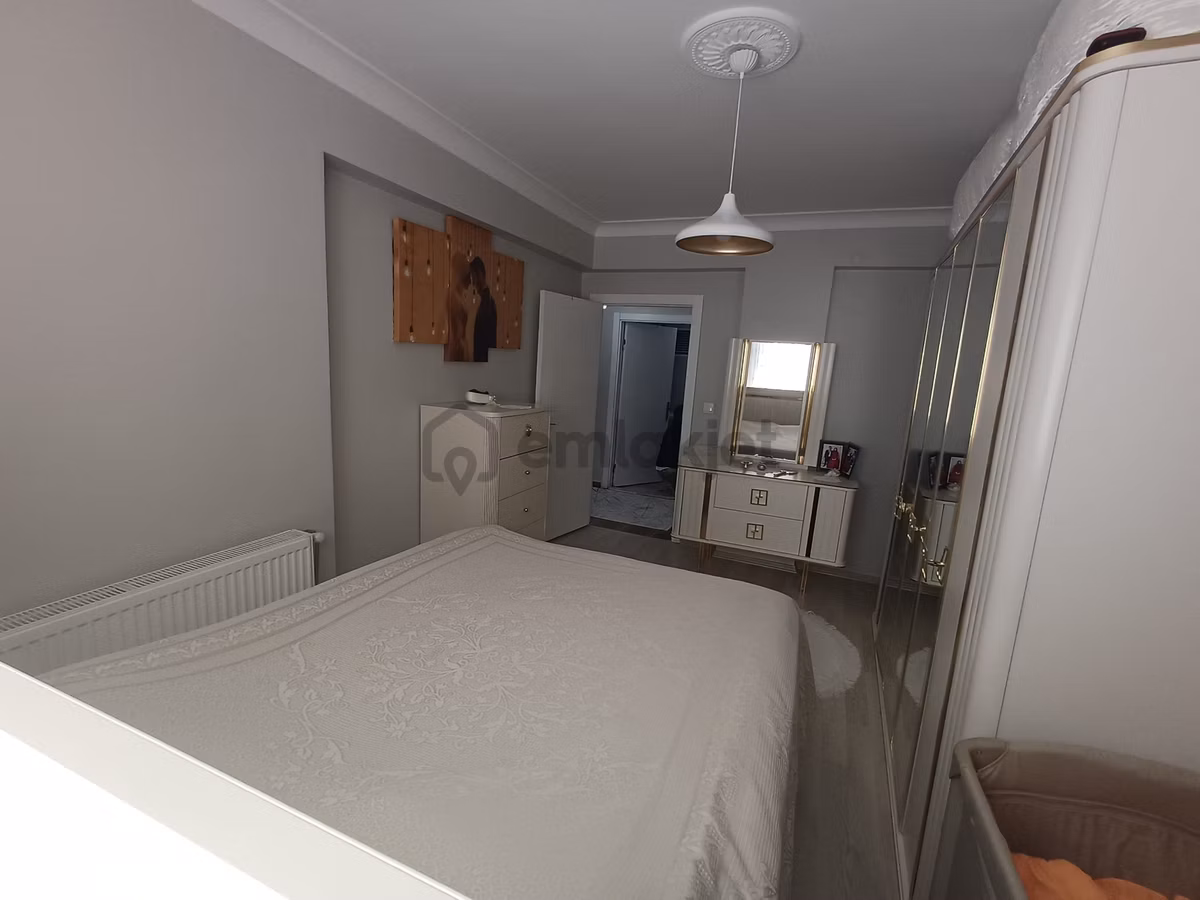Yükseltepede Satılık Yapılı Ara Kat 3+1 Daire - 12