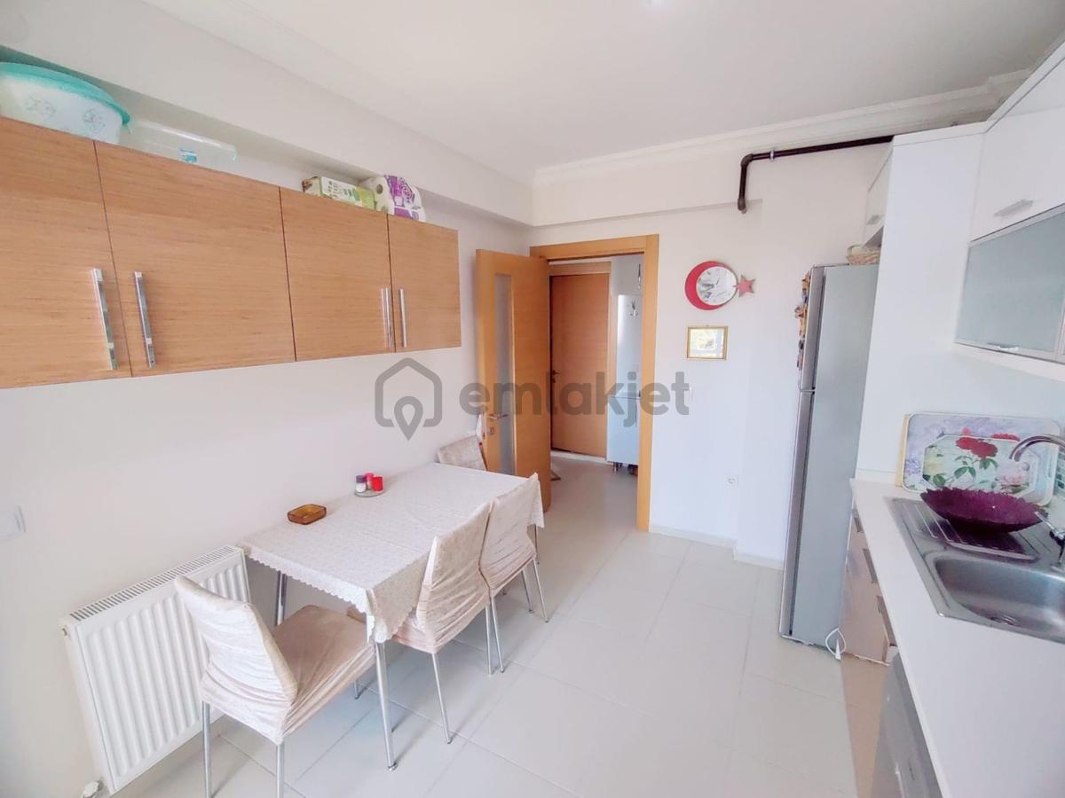 Site İçinde Çift Cam Kapalı Balkonlu Kapalı Mutfak Satılık Daire - 14