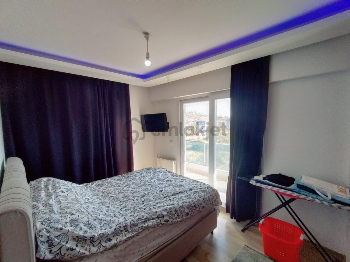 Site İçinde Havuz Cepheli 2+1 Geniş Balkonlu Satılık Daire - 34