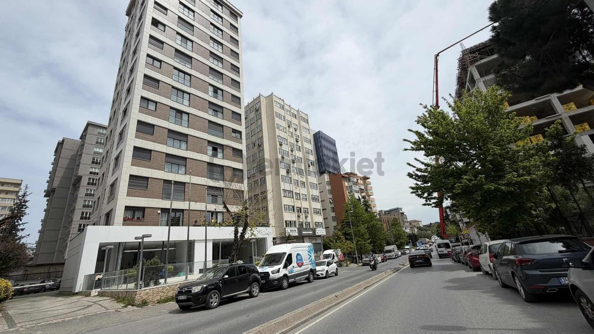 Kozyatağı Bayar Cad. Satılık 3+1 Geniş Daire - 30