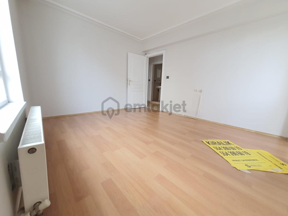 Kanuni'de1 Kata Ful Ön Çephe Asansörlü Kiralık Daire - 13