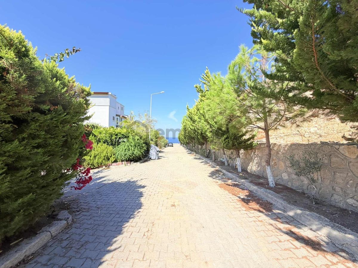 Karaburun Bozköy De Satılık 4+2 Müstakil Villa - 39
