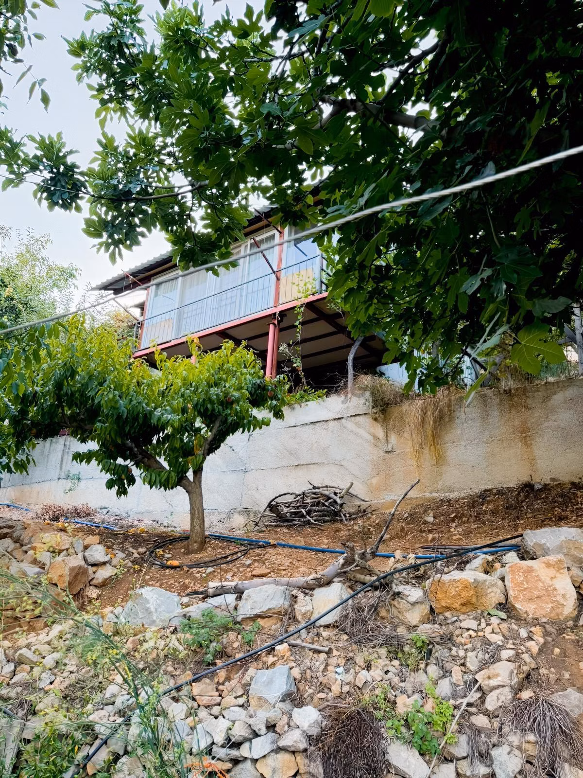 Mezitli Demirışık'ta Doğayla İç İçe 2+1 Satılık Yayla Evi