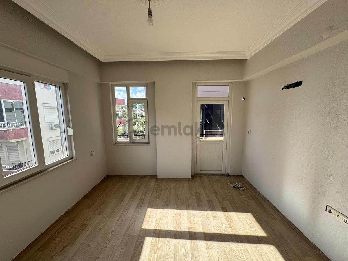 Yukarı Pazarcı'da Kiralık 3+1 Dubleks Daire - 12