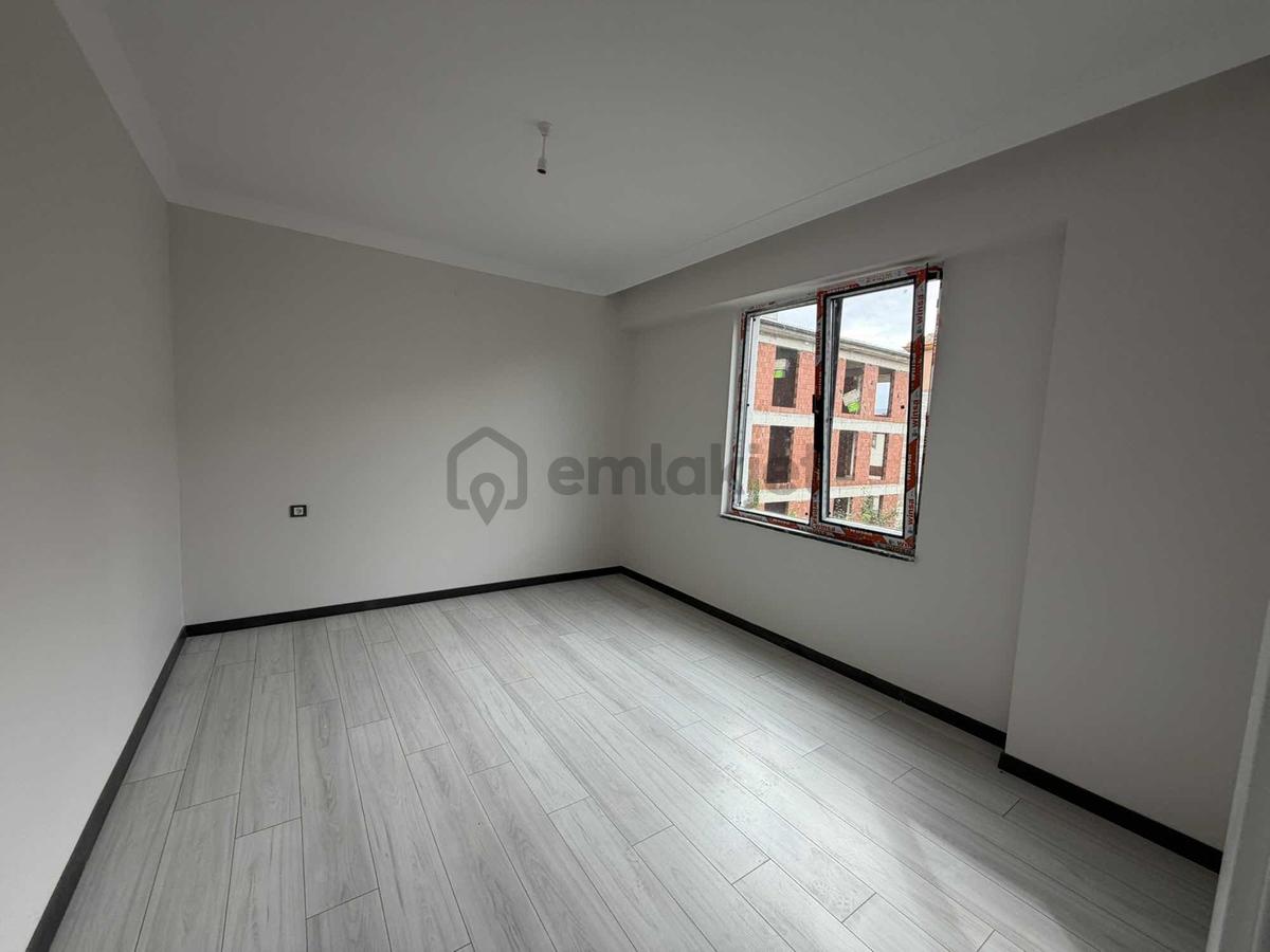 Remax Dem'den Demirkentte Satılık 2+1 Geniş Daire - 6