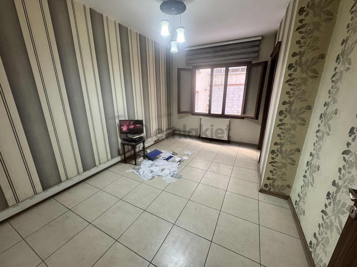 Ofiste Merkezi Konumda 2+1 Kiralık Daire - 6