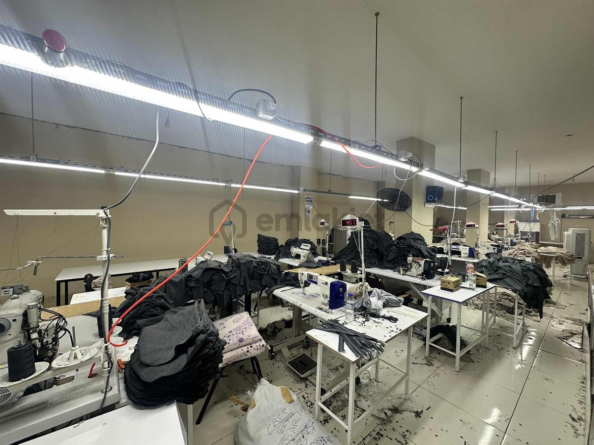 Seyda Cami Arkası 3 Katlı 290 M2 Satılık Dükkan - 12