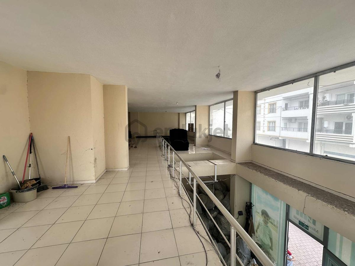 Seyda Cami Arkası 3 Katlı 290 M2 Satılık Dükkan - 26