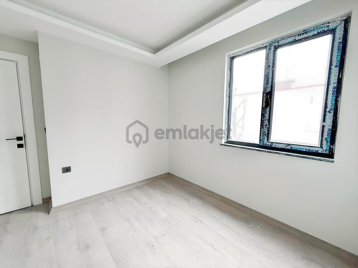 Karayolları Karşısında Kiralık 1+1 Ofis - 24