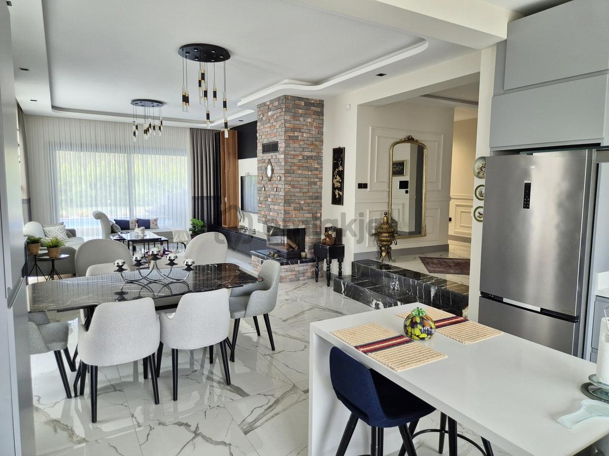 Kw Metsa'dan Muncurlu Gölette Havuzlu Müstakil Villa - 7