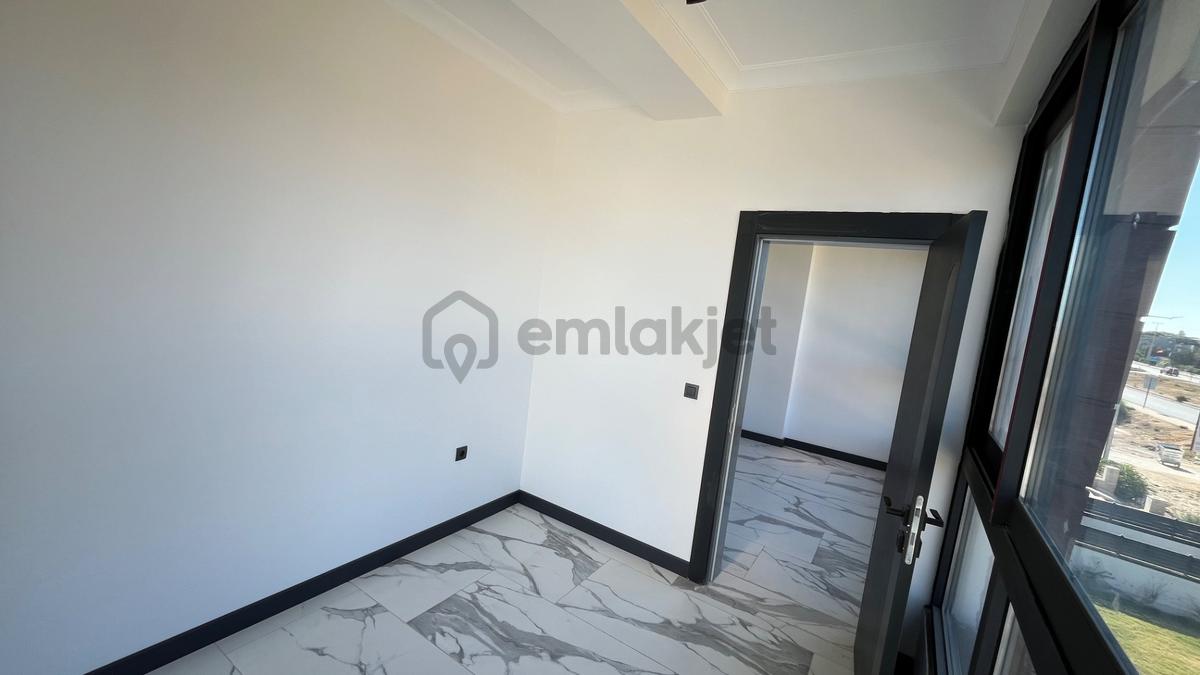 Ortamahallede Denize 150m Sıfır 2+1 Daire (teklife Açık) - 16