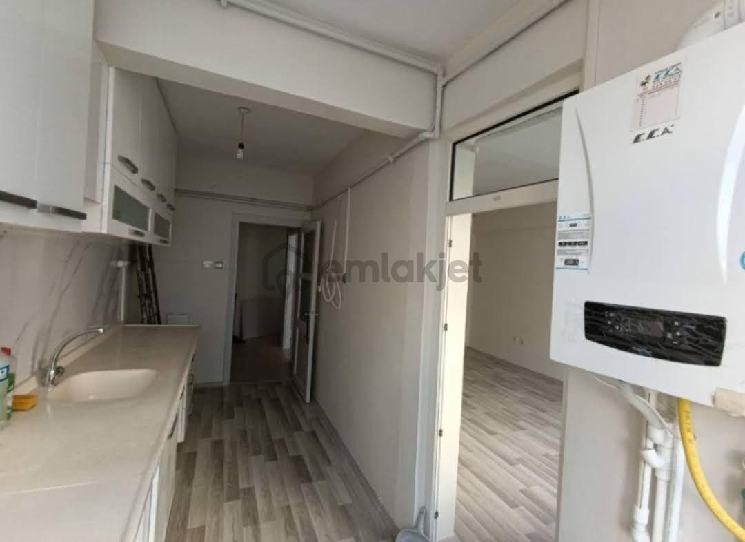 Sahibinden Gökalp Ara Kat. Kiracı Kentsel Dönüşüme Giren Dairesine Geçecek. - 2