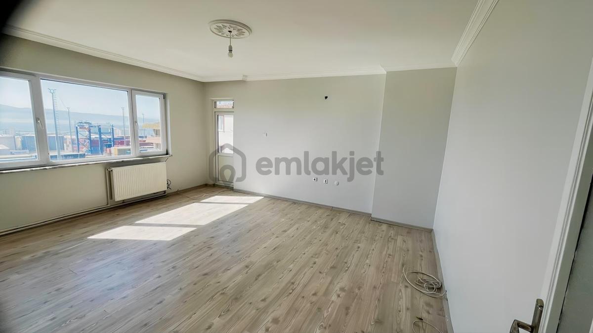 Körfez Atalar'da 3+1 Kiralık Daire - 3