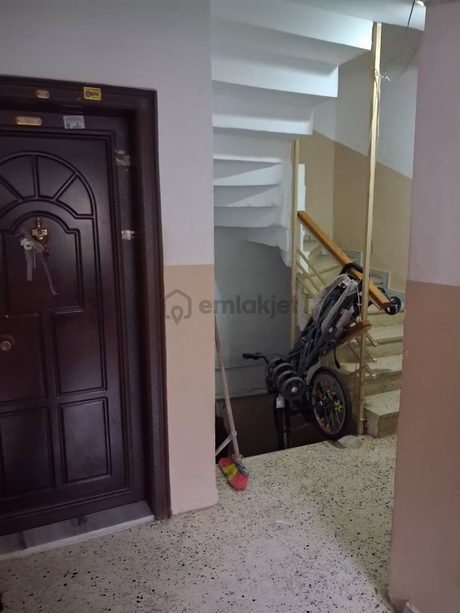 Kiralık Daire Eyüp Karadolapda 100 M² 2+1 - 7