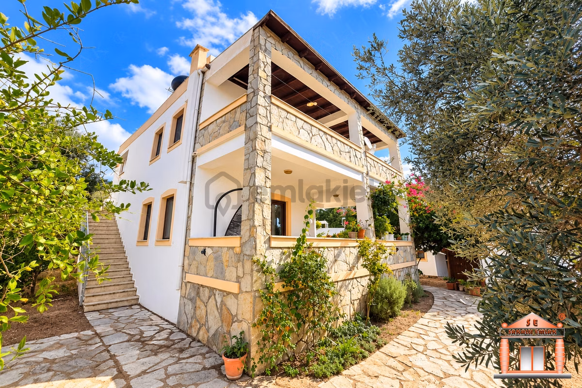 ️s-a-k-a-l-l-ı-dan Bodrum Gümüşlükte 2+1 Kiralık Daire
