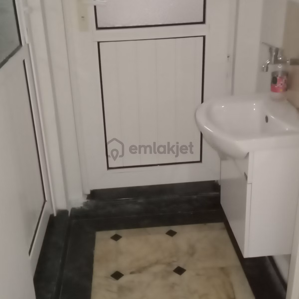 Tarabyada Kiralık 3+1*ara Kat Manzaralı* - 18