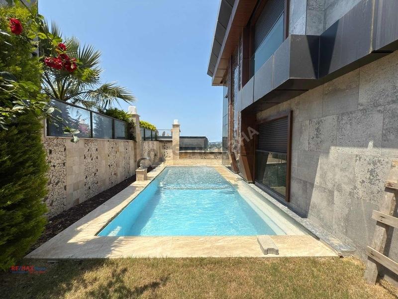 Kadınlar Denizi Infinity'de Deniz Manzaralı Satılık Villa - 3