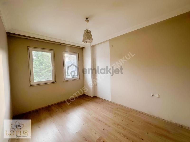 Başiskele Yeşilyurt 3+1 160 M2 Ebeveyn Banyolu Dubleks Daire - 8