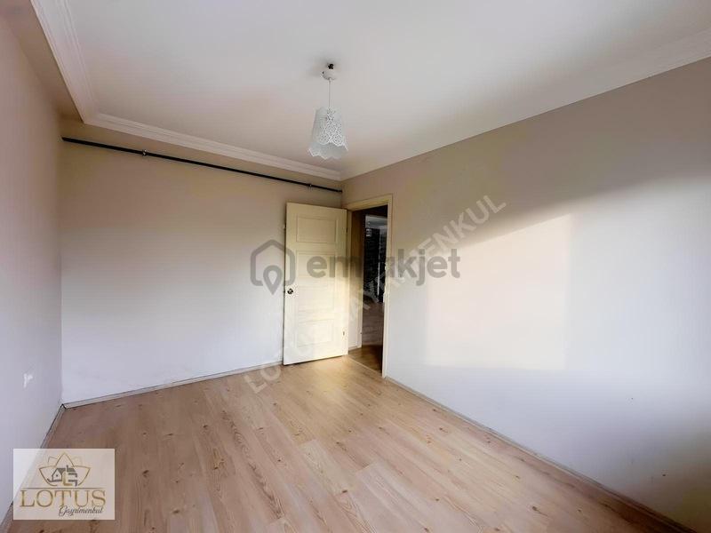 Başiskele Yeşilyurt 3+1 160 M2 Ebeveyn Banyolu Dubleks Daire - 18