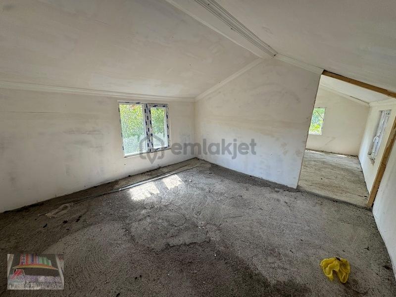 Mes Emlak'tan Eldivanda 1581m2 Satılık Evli Hobi Bahçesi - 4