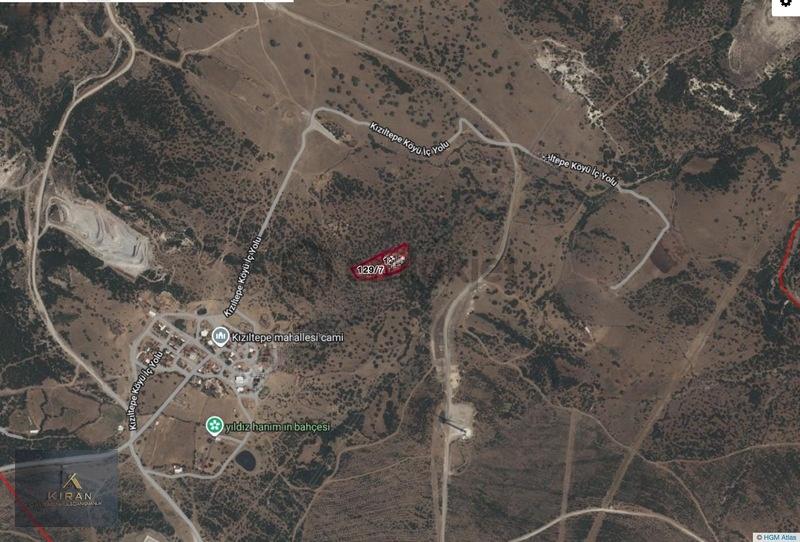 Bergama Kızıltepe Köyünde Satılık 3426m2 Tarla - 3