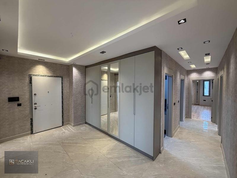 Kadir Saçaklı'dan Panoramik Orman Manzaralı 4+1