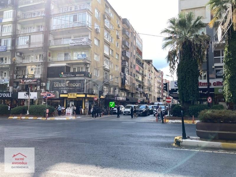 Aydının Kalbinde! Bulvara 4 Mt Mesafede Satılık Dükkân - 15