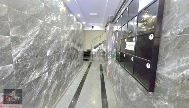Metroya Yakın Asansörlü Ofis Kat - 3