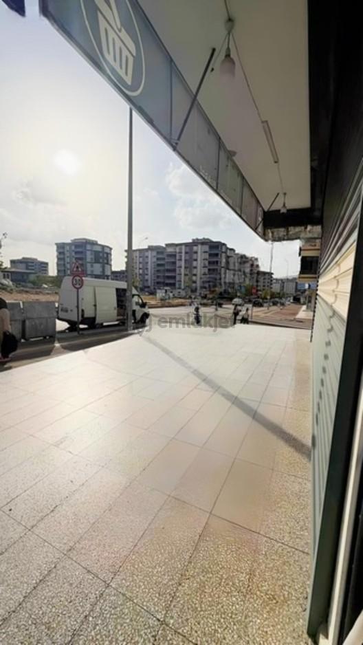 Belkızda Satılık Ana Cade Üzerinde Dükkan - 3