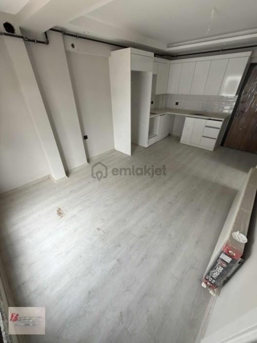 Muradiyede Satılık Sıfır Ara Kat Daire - 4