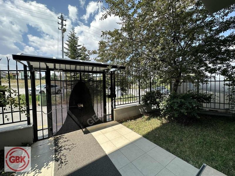 İlkbahar'da Kiralık Mobilyalı Komple Bina - 23