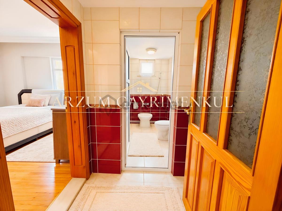 Kafeler Caddesinde 4 Cephe Ara Kat Full Eşyalı 2+1 Kiralık - 9