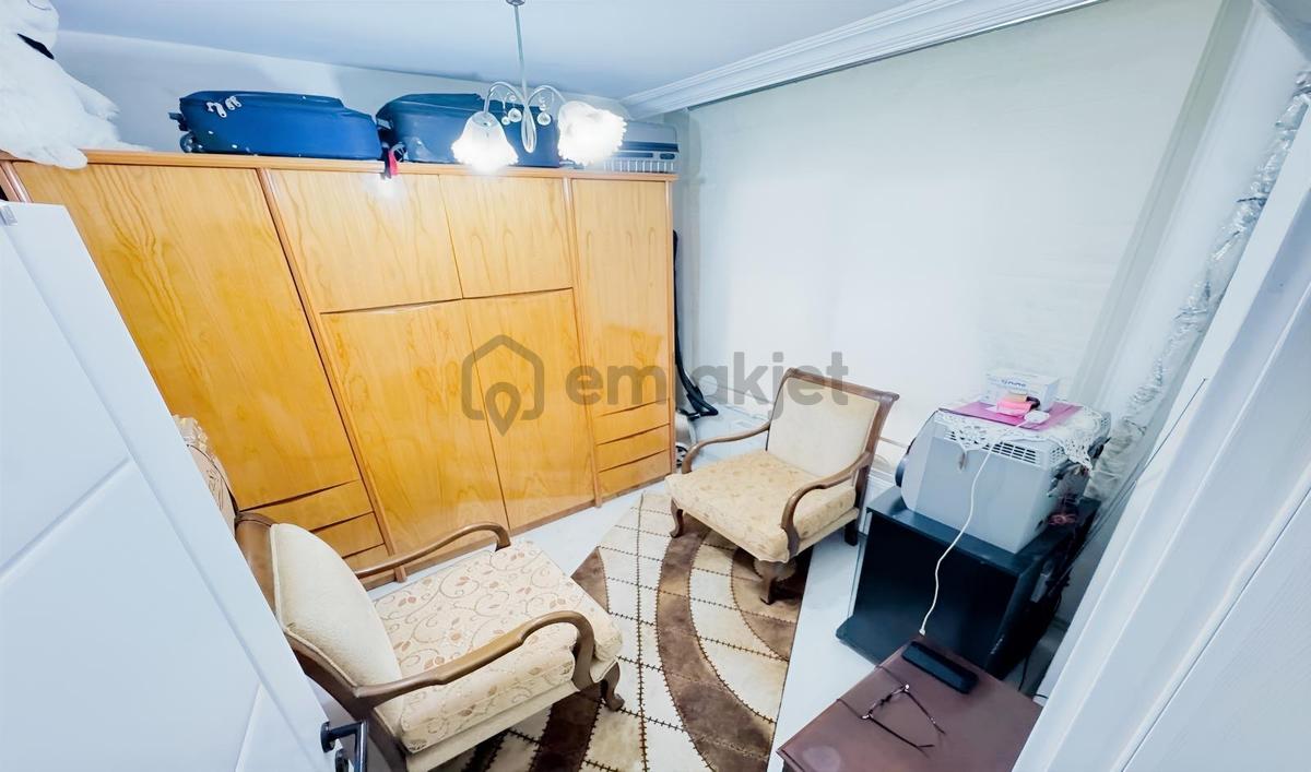 Osmangazi Cadde Dibi Yüksek Giriş Ön Cephe Balkonlu 2+1 Daire - 16