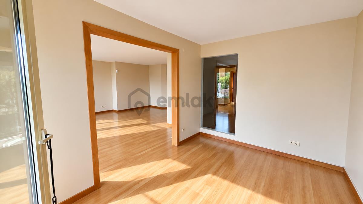 Üsküdarda Boğaz Manzaralı 2+1 Kiralık Daire - 18