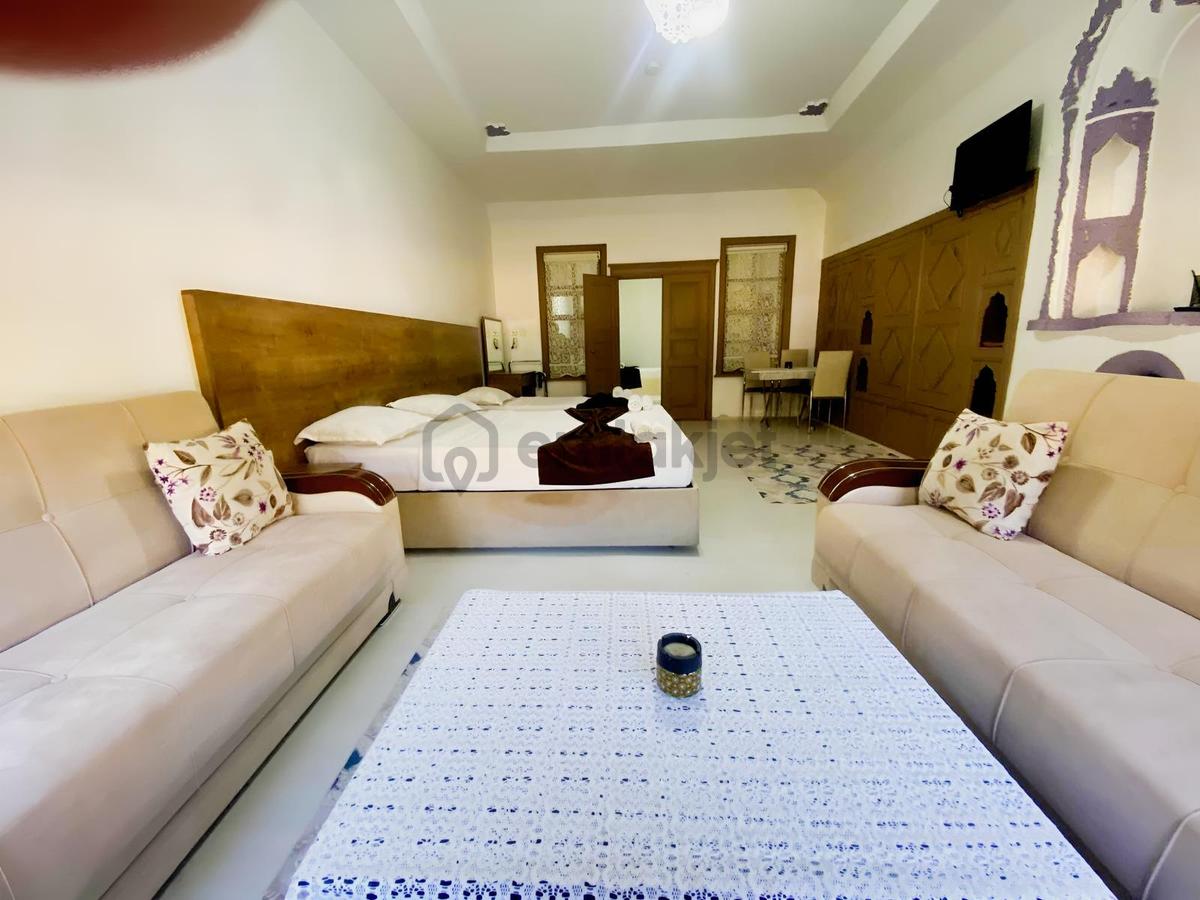 İçerişehirde Devren Satılık Yörgüç Paşa Konağı Otel&dükkan - 27