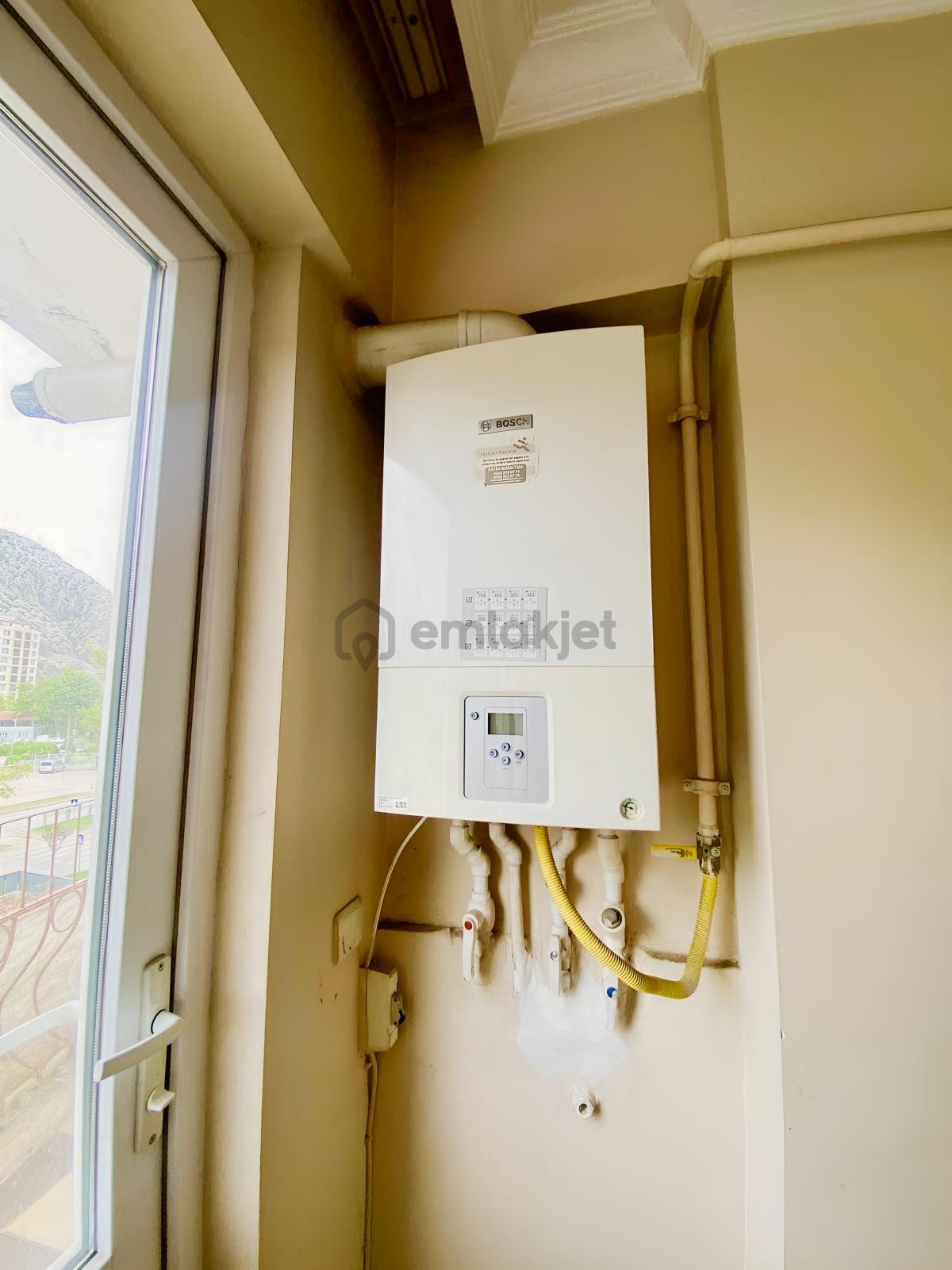 Marka Emlaktan 55 Evler Mah De Satılık 2+1 Daire - 6