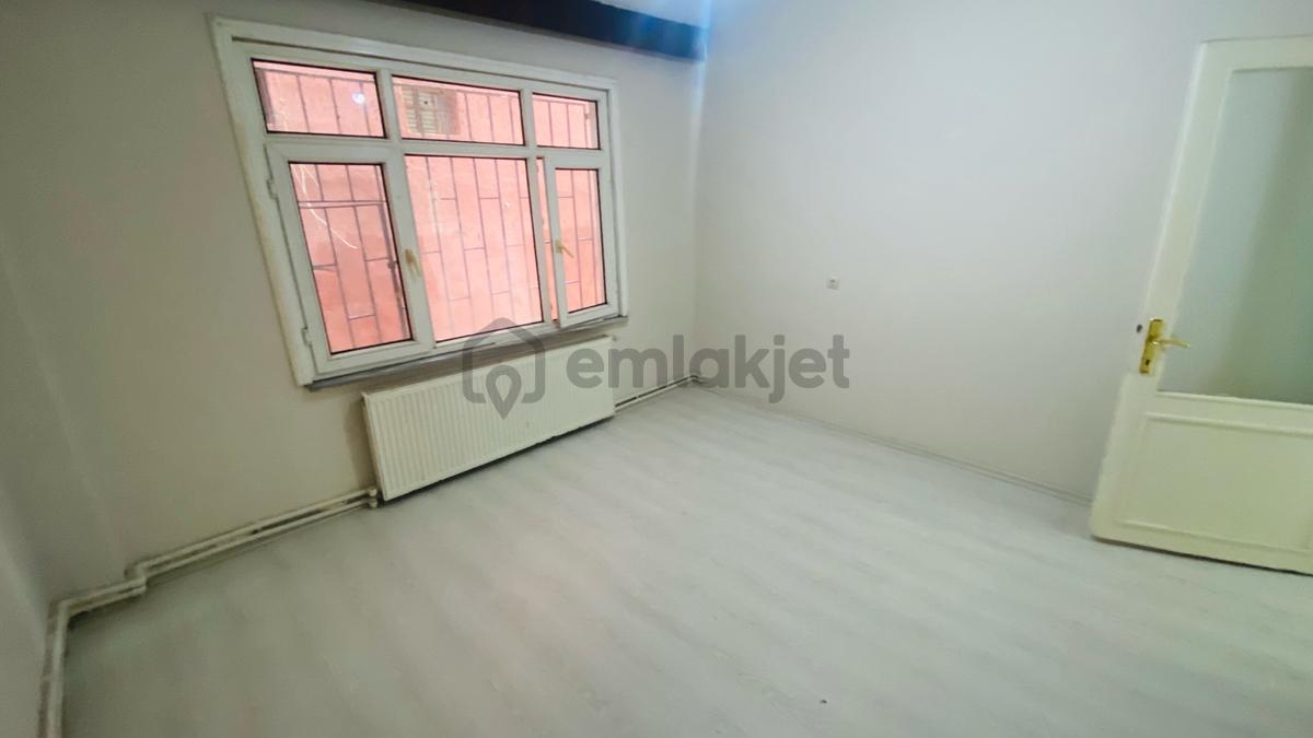 Cumhuriyet Mah 2+1 Geniş Balkonlu Daire - 17