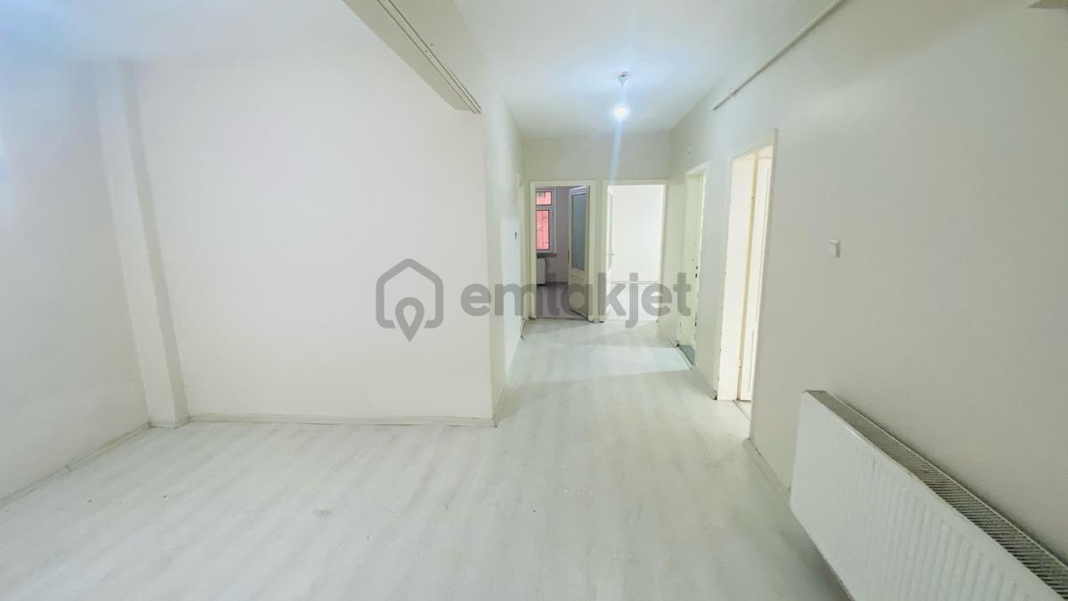 Cumhuriyet Mah 2+1 Geniş Balkonlu Daire - 21