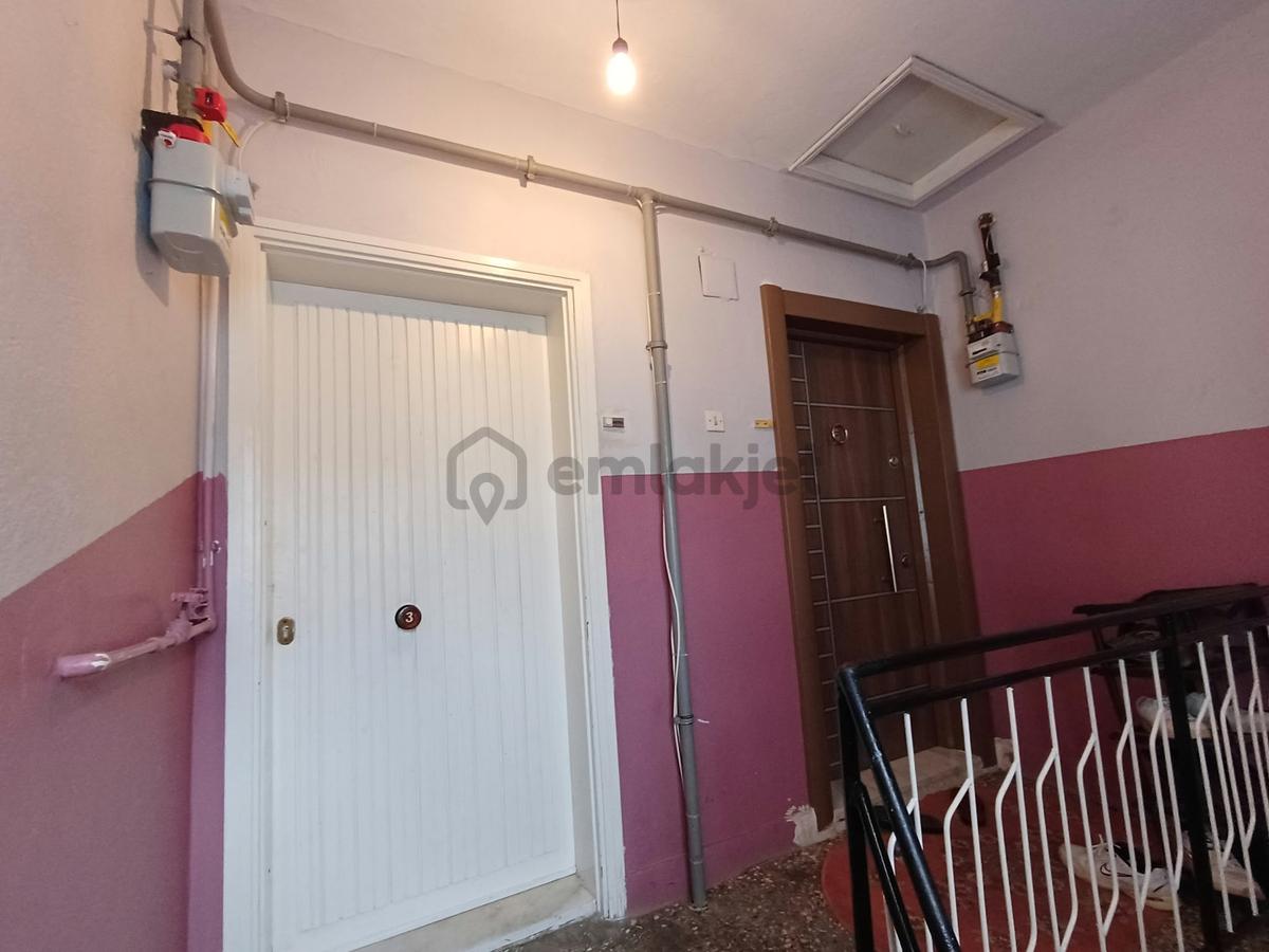 Ali Hikmet Paşa Mah. Devlet Hast.yanında 2+1 Daire - 8