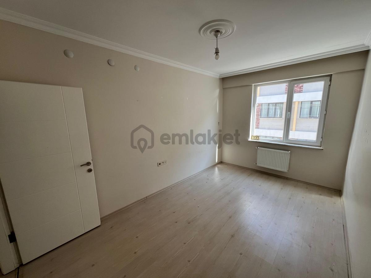 Akademi'den Ara Kat Asansörlü Ebeveyn Banyolu Kiralık 3+1 - 25
