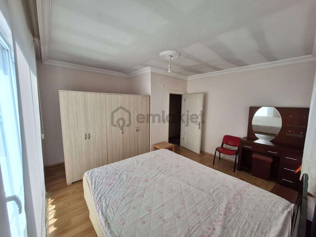 Altınkum Mahallesinde Eşyalı Kiralık Daire - 3