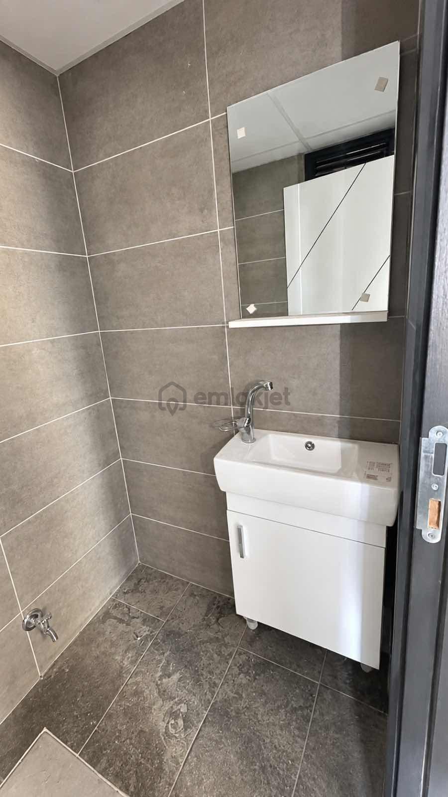 Kemalpaşa Ulcakta Kiralık Sıfır 2+1 Daire - 7