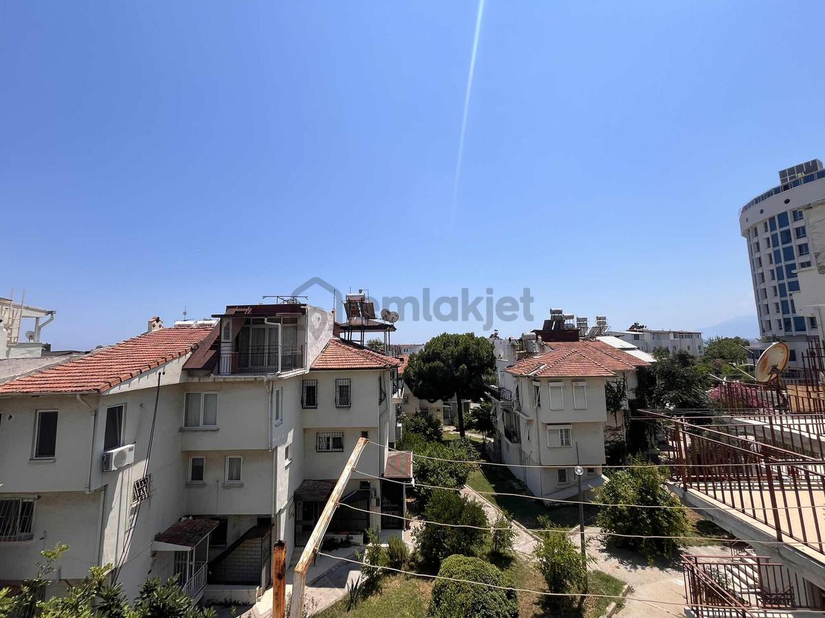 Denize 200m Mesafede Site İçi Çift Tapu Tripleks Villa - 30