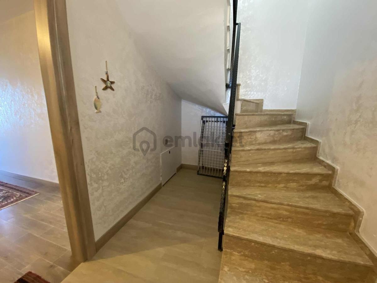 Karaburun Saip'de 6+2 400m2 Deniz Manzaralı Müstakil Ev - 13