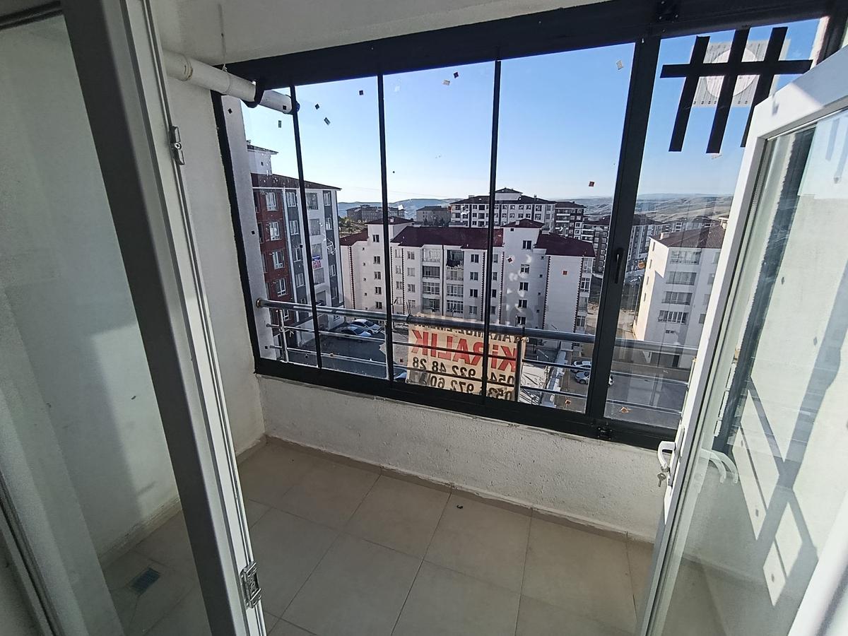 Yakamoz'dan Çapanoğlu Mah. Site İçerisinde Kiralik Daire - 19
