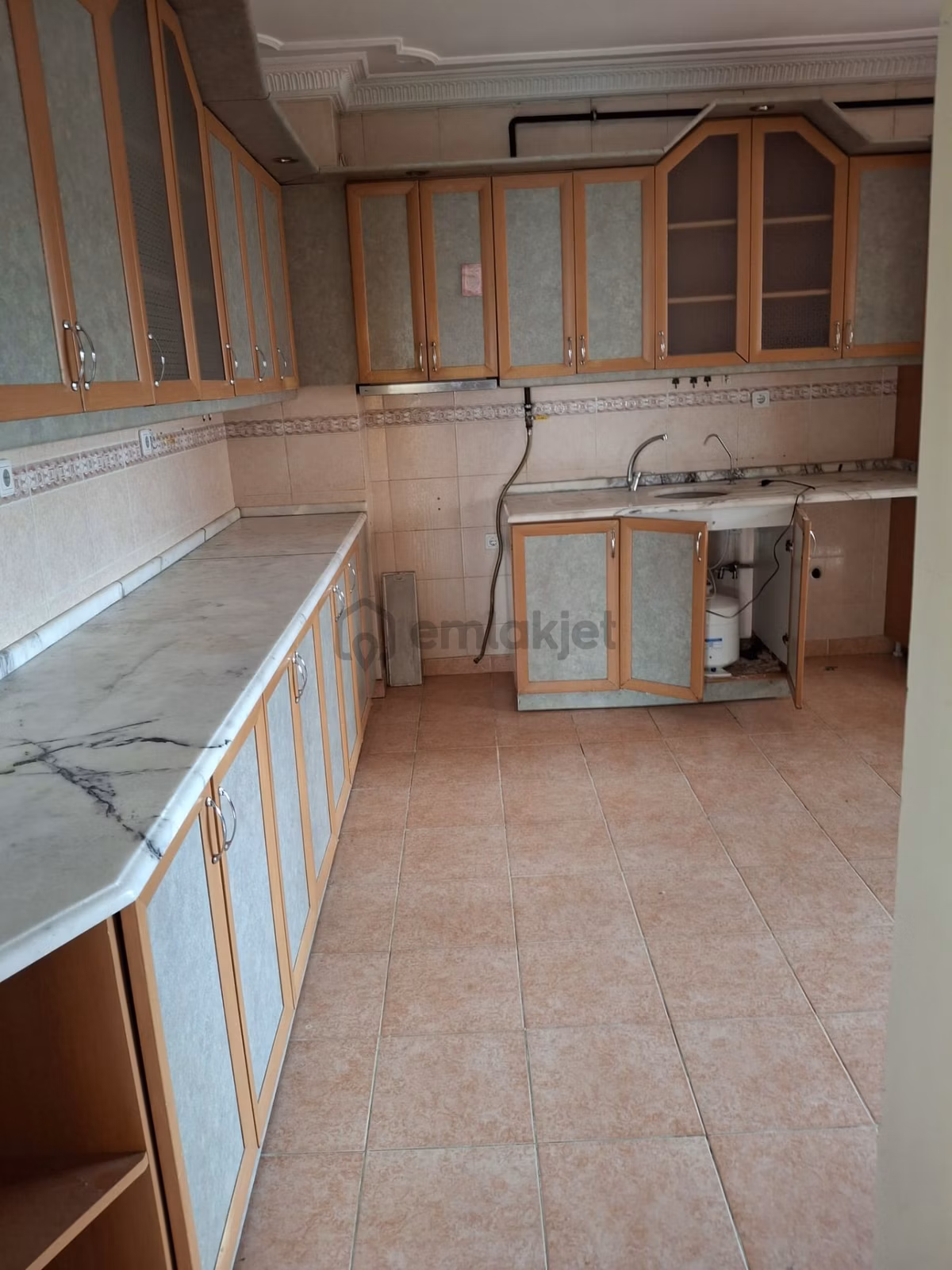 Mustafapaşa Mahallesinde Kiralık 4+1 Daire