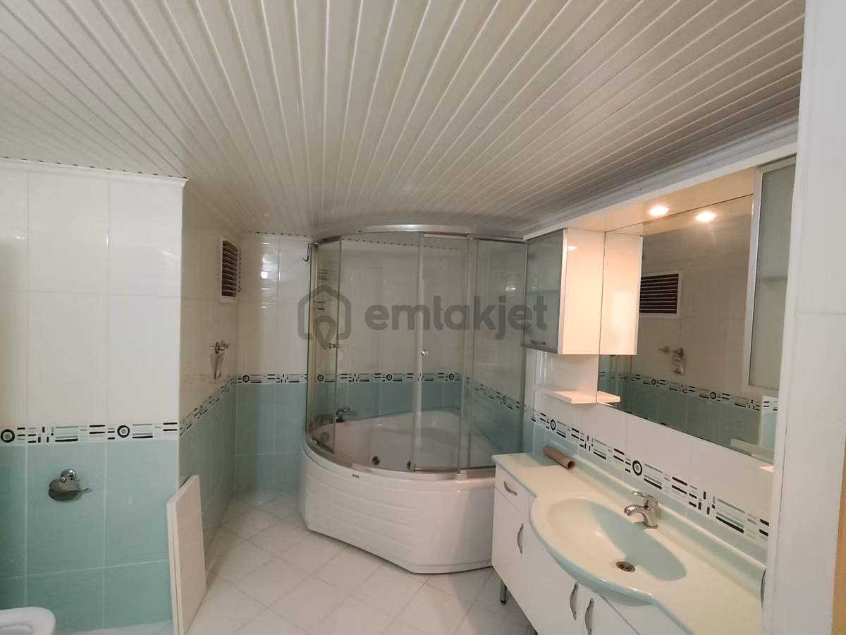 Süleyman Demirel Bulvarı Göl Manzaralı K.mutfak 4+1 Satılık - 18